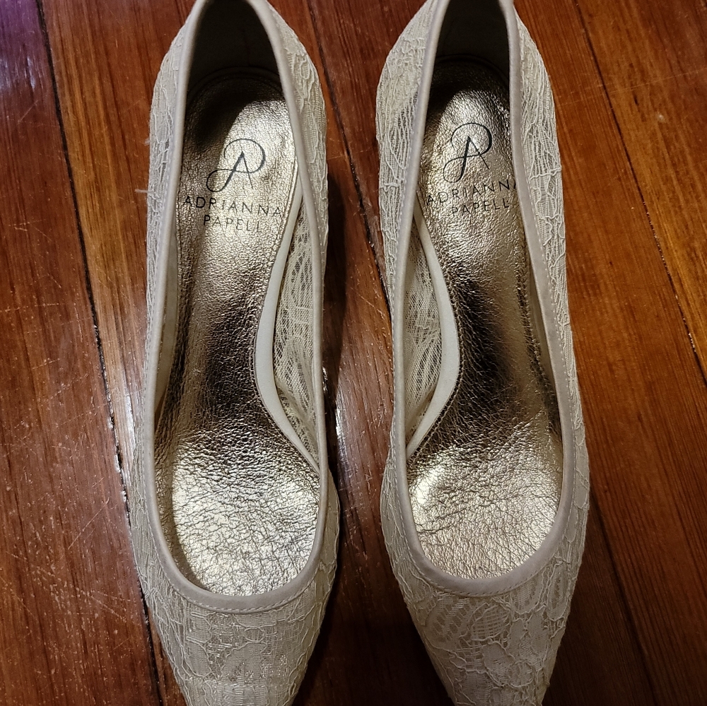 Adrianna Pappel " Lois" Ivory Lace Low Heel Pumps - Picture 3 of 11